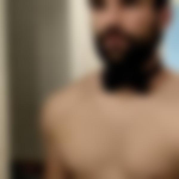 Homme gay passif fine de Marseille Provence-Alpes-Côte d’Azur cherche plan réel